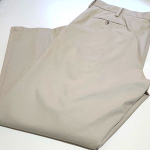 Men's DOCKERS Dress Slacks (Relaxed Fit) 42x32